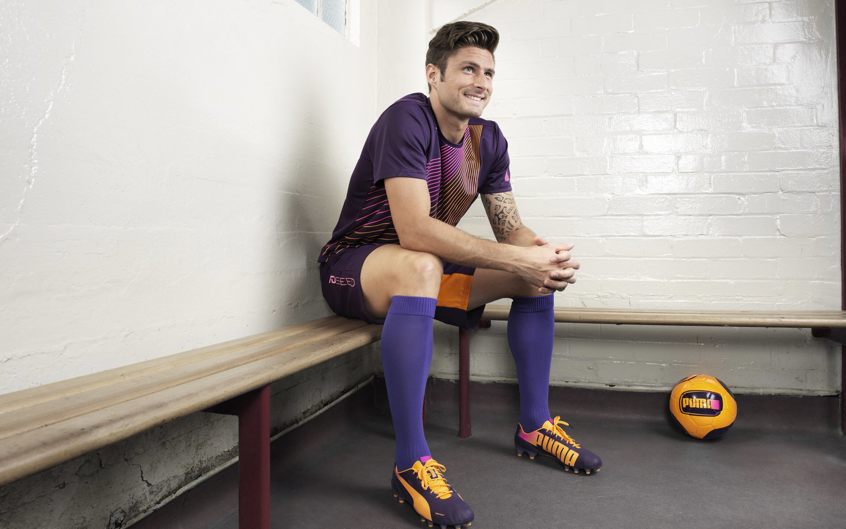 “神级”助攻盘点:本轮比赛的华丽互动,助攻集锦