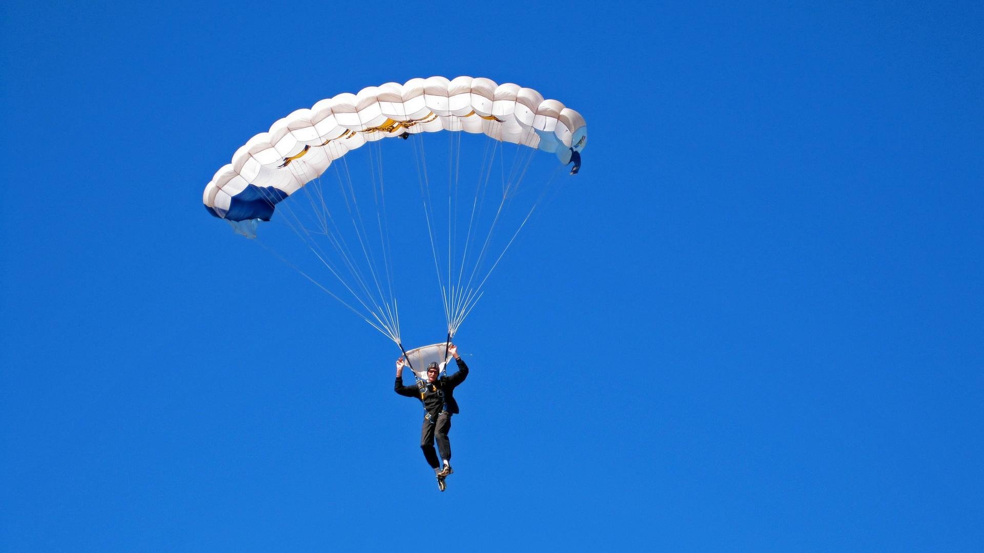 外援政策调整是否能促进本土球员成长，外援有没有